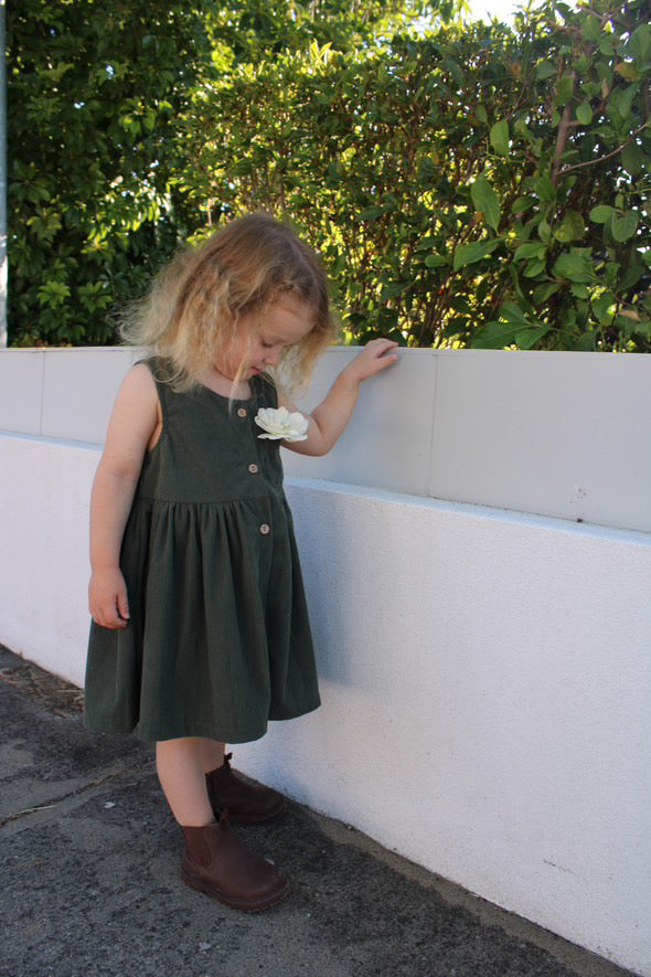 Audrey Corduroy Dress Kït the label