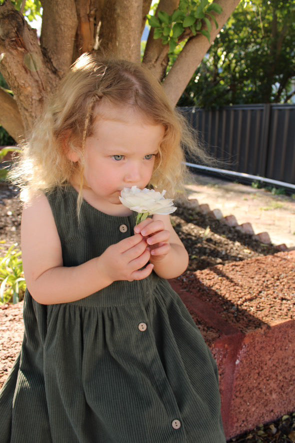 Audrey Corduroy Dress Kït the label