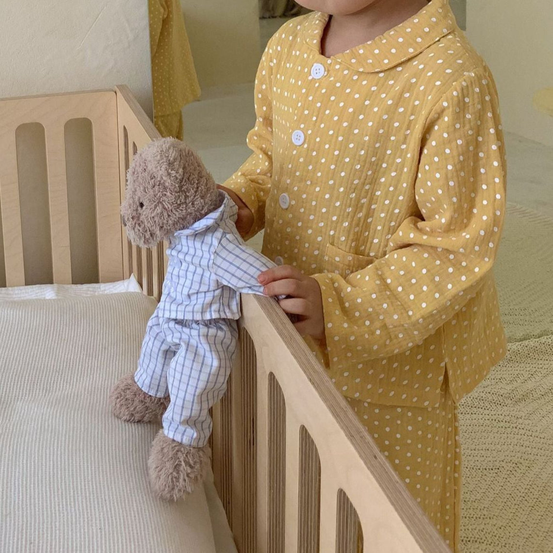 Freda Muslin Pyjamas Kït the label