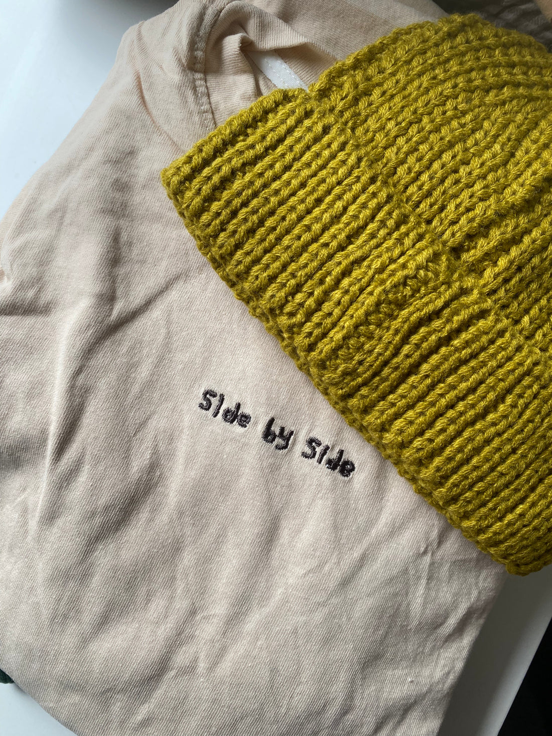 Side by Side Long Sleeve Top Kït the label